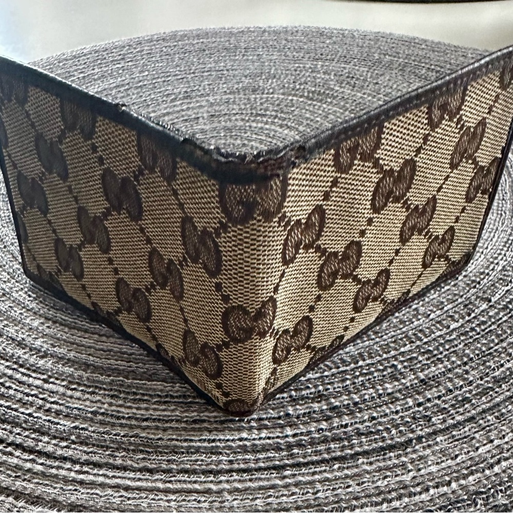 Vintage Gucci Wallet